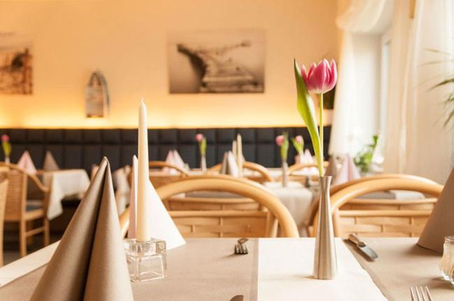 Mueritz-Strandhotel Röbel Eksteriør billede